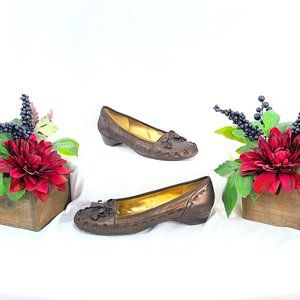 Bronze Leather Loafers | Kelly & Katie